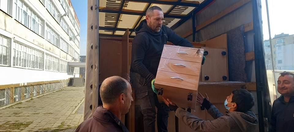 Какво включва професионалната услуга за офис преместване